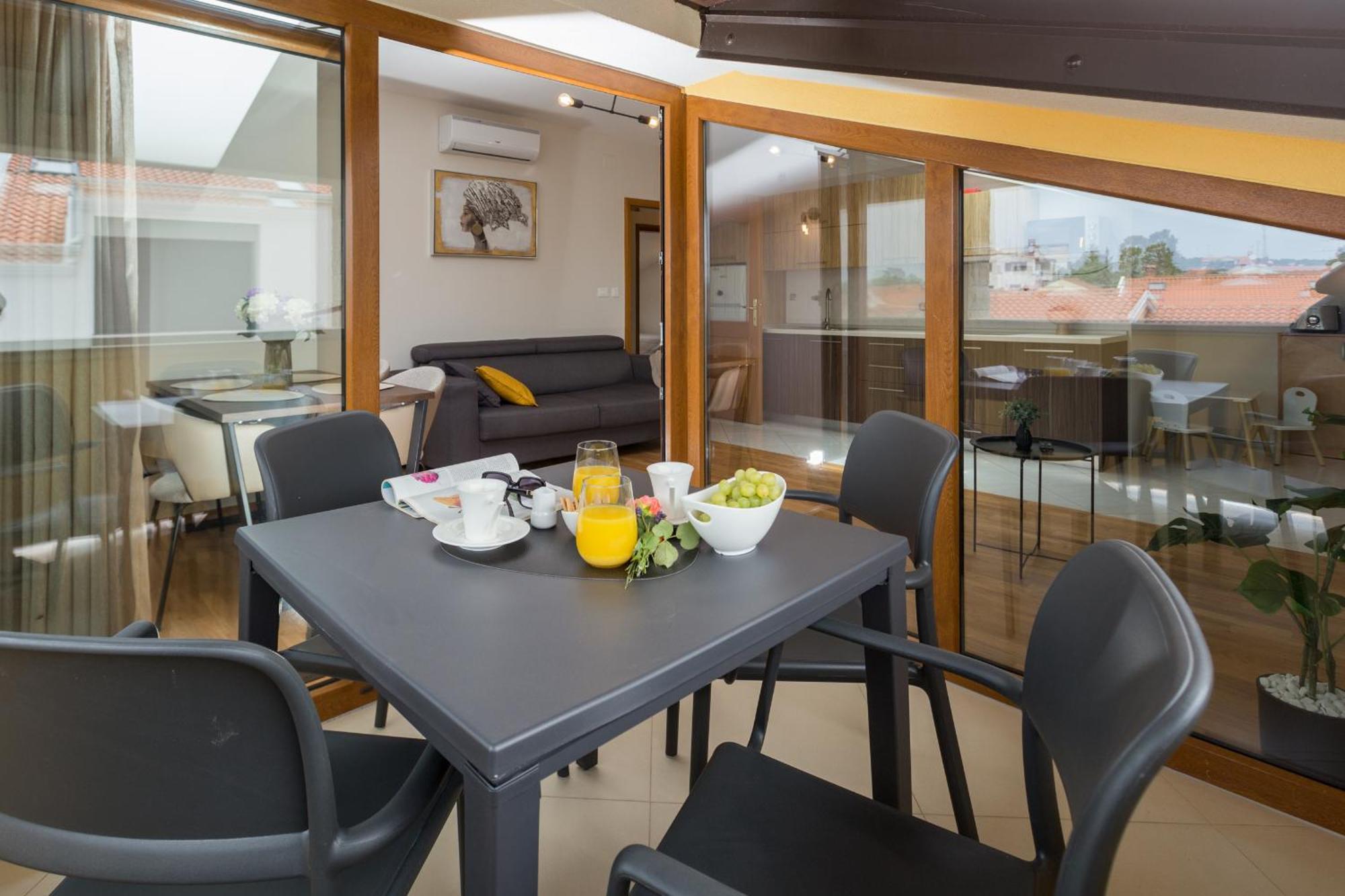 Apartments Bellissima Funtana Kültér fotó