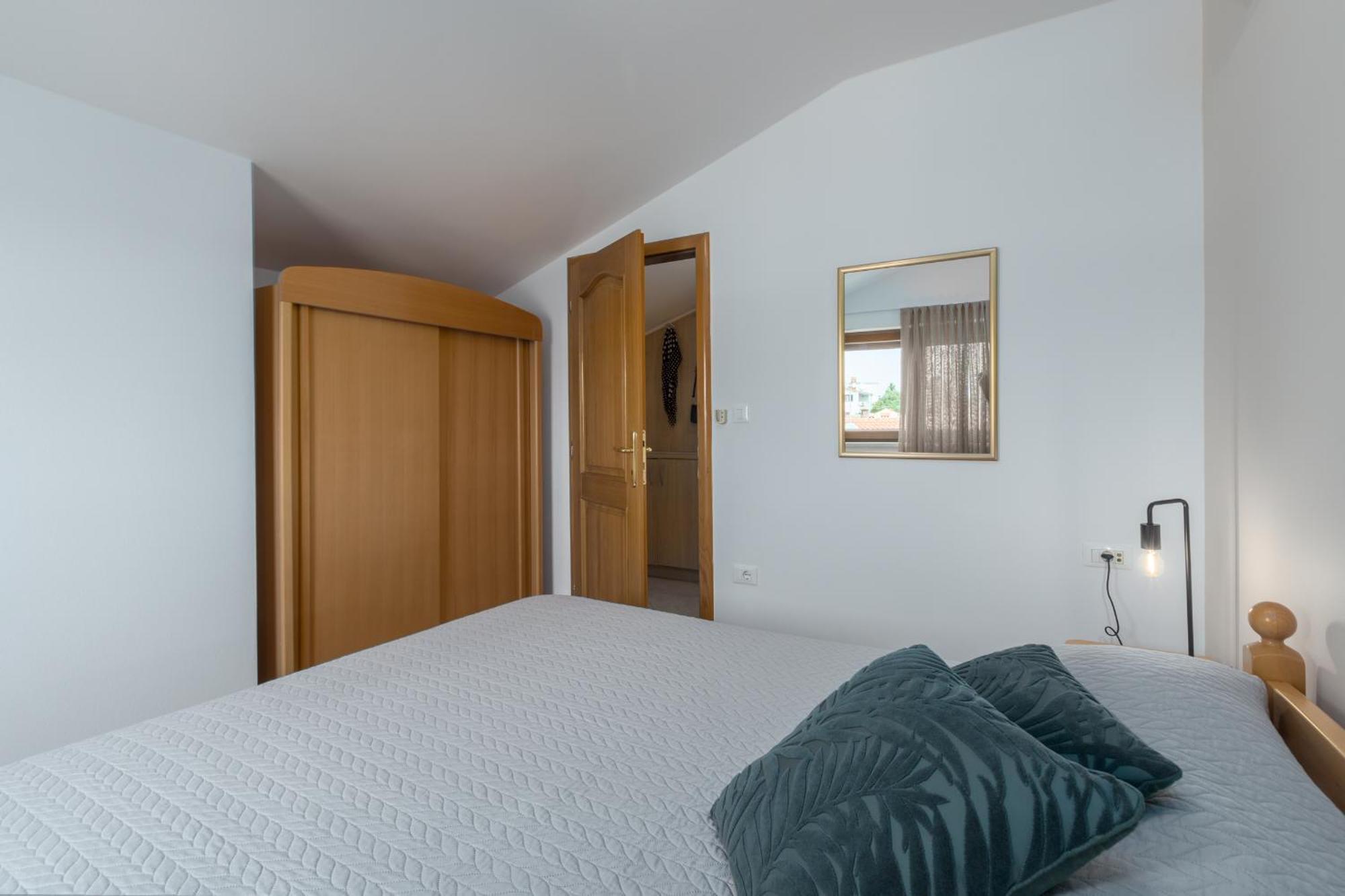Apartments Bellissima Funtana Kültér fotó